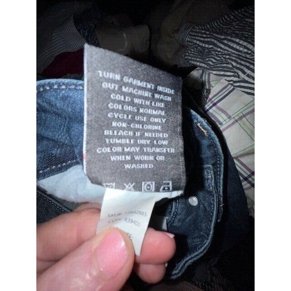 Torrid Jeans Womens Size 16 Premium Distressed Medium Wash Stretch Mid Rise EUC - Picture 3 of 10